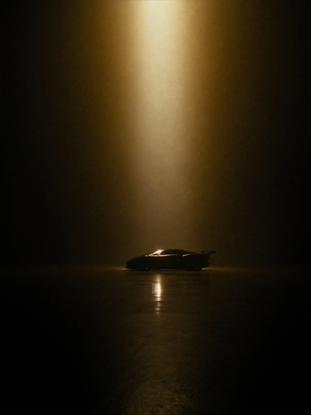 Spotlight vehicle